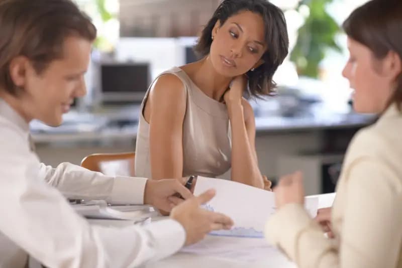 Kenali Tanda Disengaged Employees Serta Cara Mengatasinya
