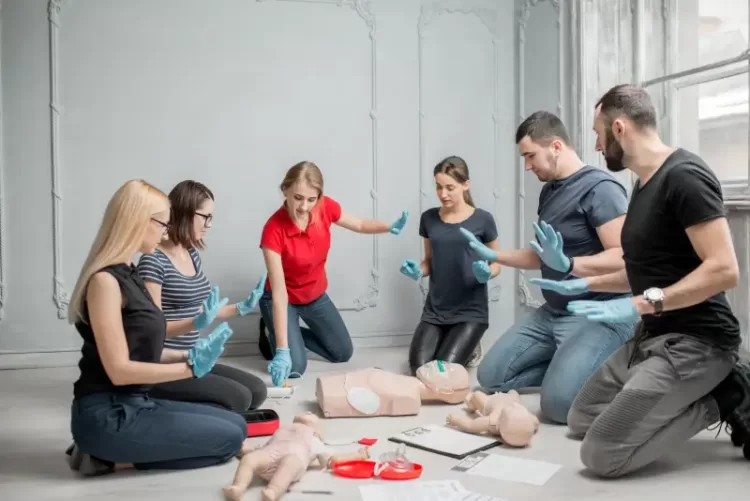 Pentingnya Basic Safety Training Bagi Karyawan, Tingkatkan Keselamatan!